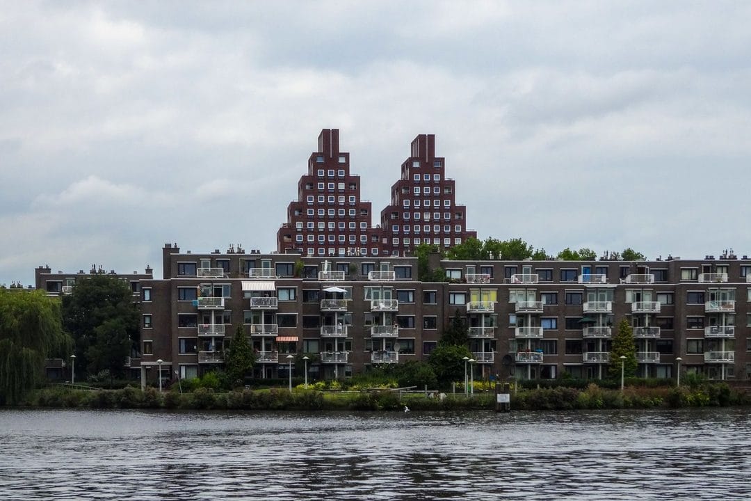 Erfpacht onder de loep: wat je moet weten voordat je een huis op erfpachtgrond koopt