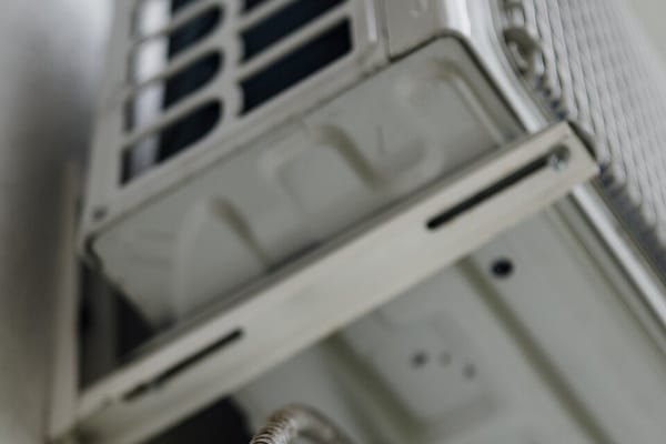 Airconditioning in huis: vergunning, geluidsnormen en de verkoopwaarde in 2026