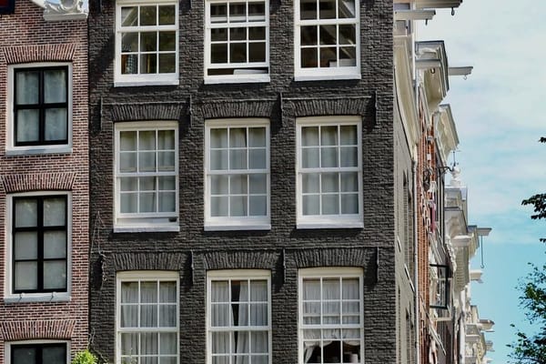 Optrekkend vocht in oude woningen: de kostbare valkuil die kopers in augustus over het hoofd zien