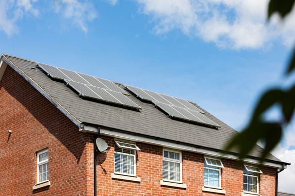 Energielabel in de zomer: wat een laag label je vraagprijs kan kosten